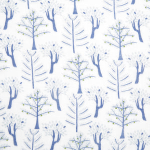4pk ORGANIC muslin swaddles - outdoors