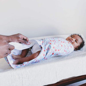 aden + anais essentials wrap swaddle 3 pack - Fairy Tale Flowers 0-3 months
